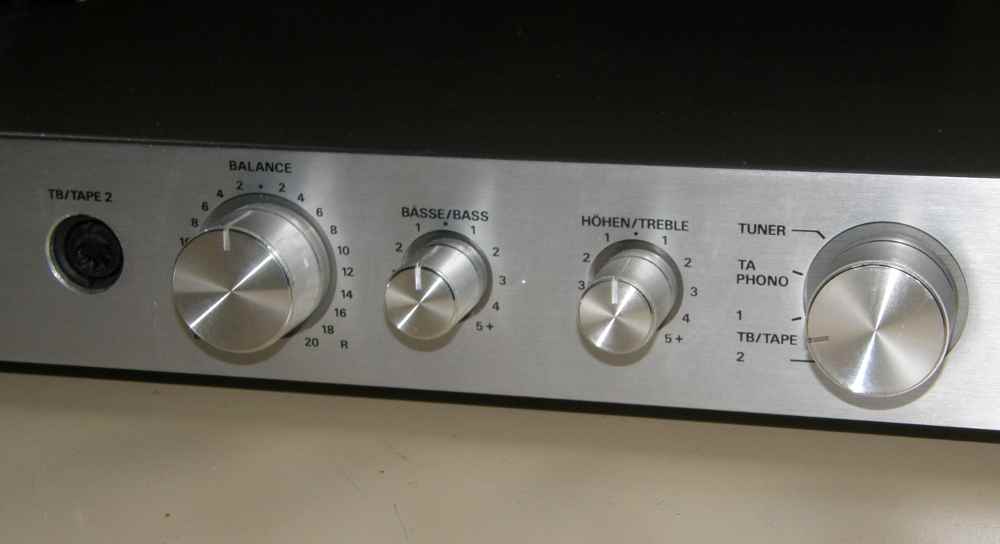 Grundig SV1000