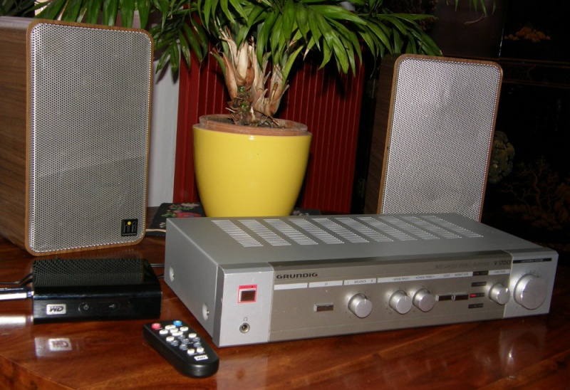 V1700