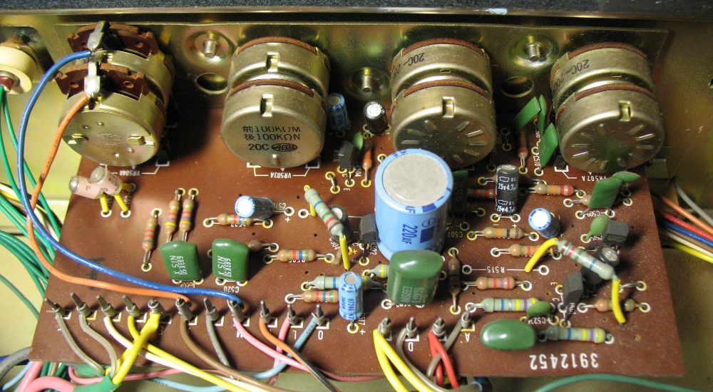 Hitachi IA600