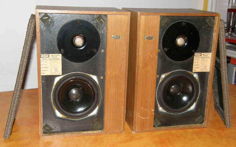 Kef Cresta