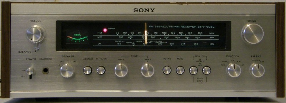 Sony STR7025